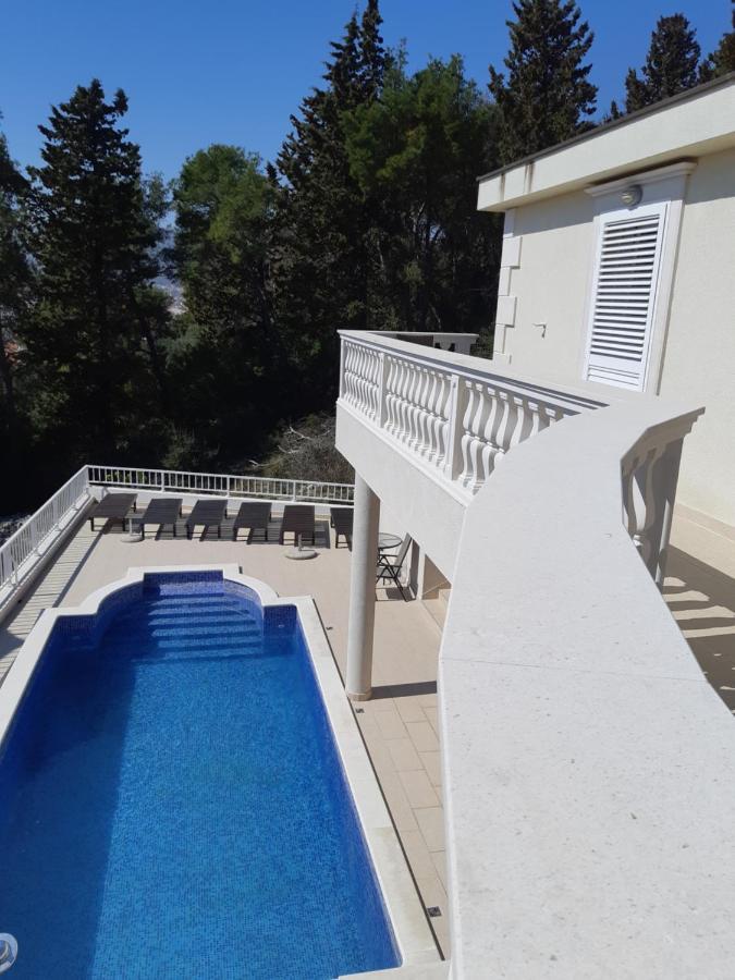 Villa Lizzi Трогир Екстериор снимка