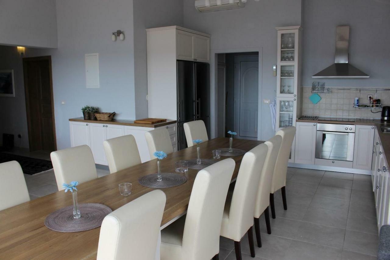Villa Lizzi Трогир Екстериор снимка