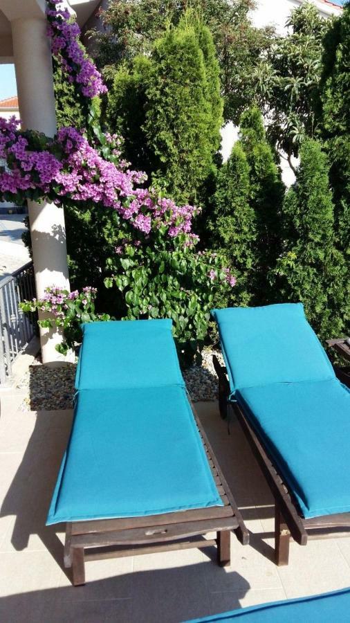 Villa Lizzi Трогир Екстериор снимка
