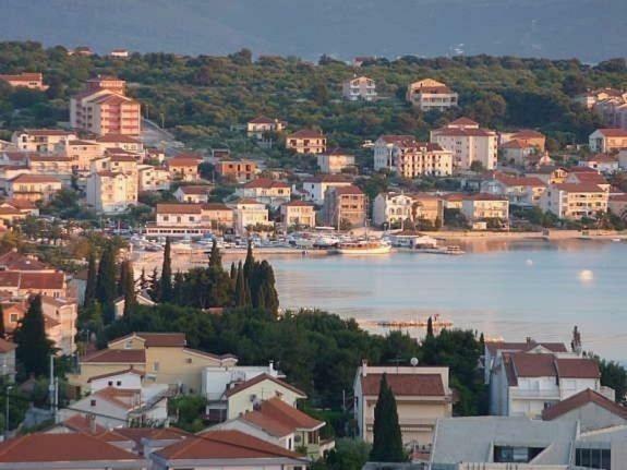 Villa Lizzi Трогир Екстериор снимка