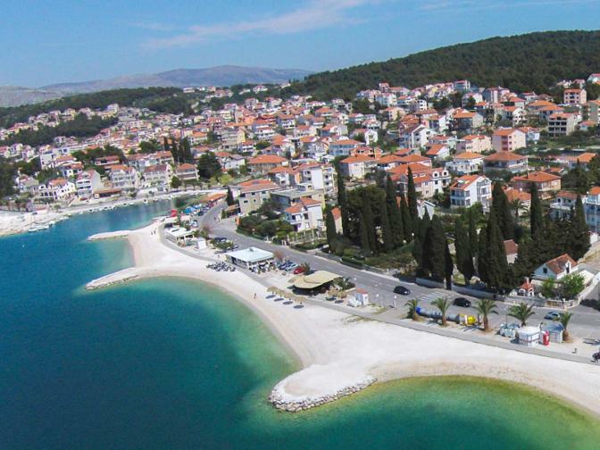Villa Lizzi Трогир Екстериор снимка